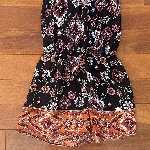 Romper💓 - Picture 2 of 2